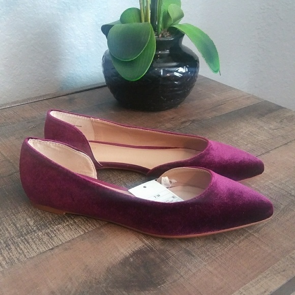 Mossimo Supply Co. Shoes - Mossimo Burgundy Velvet Flats